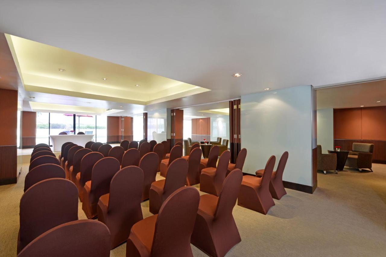 Belaire Bangkok Sukhumvit Hotel Exterior photo