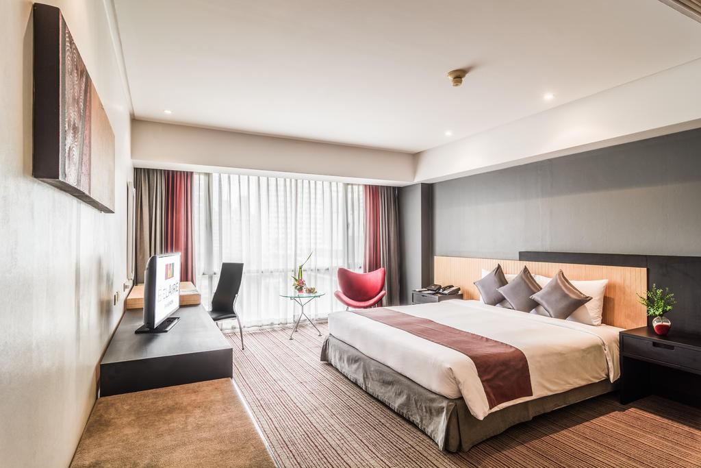 Belaire Bangkok Sukhumvit Hotel Exterior photo